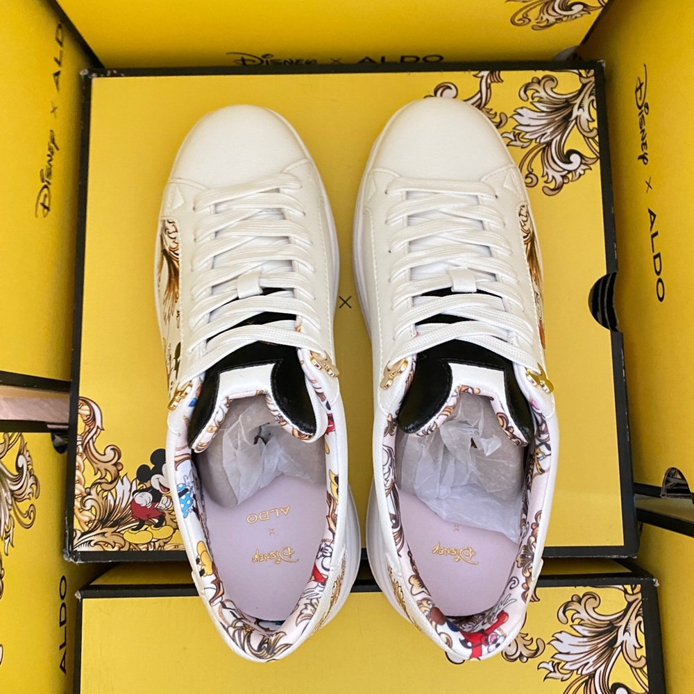 Disney X Aldo Sneaker Mickey and Minnie D100sneaker New in box - Picture 6 of 7